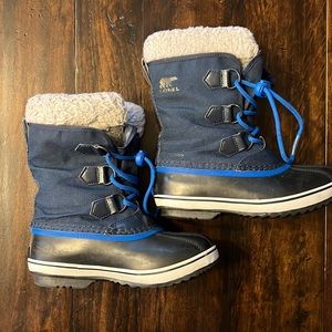 MAKE ME AN OFFER! 🤑 EUC Sorel Yoot Boots, navy size 2